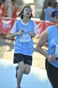 BIB: 4591, 43445, 42215, 1460, 46420
                            <button type="button" onclick="openModal(10632687)" class="btn btn-primary btn-sm float-right btn-popup" data-toggle="modal" data-target=".modal-high-quality">
                        <i class="fas fa-shopping-cart"></i> Add to Cart
                    </button>
                                            <button type="button" onclick="isThisMe(10632687, true)" class="btn btn-success btn-sm float-right btn-popup btn-isme hidden" data-toggle="tooltip" data-placement="bottom" title="นี่คือรูปของคุณใช่ไหม คลิกที่นี่เพื่อเอาเข้าอัลบั้ม">
                        <i class="fas fa-plus"></i> Add to album
                    </button>
                    <button type="button" onclick="isThisMe(10632687, false)" class="btn btn-warning btn-sm float-right btn-popup btn-isnotme hidden">
                        <i class="fas fa-ban"></i> Remove from album
                    </button>